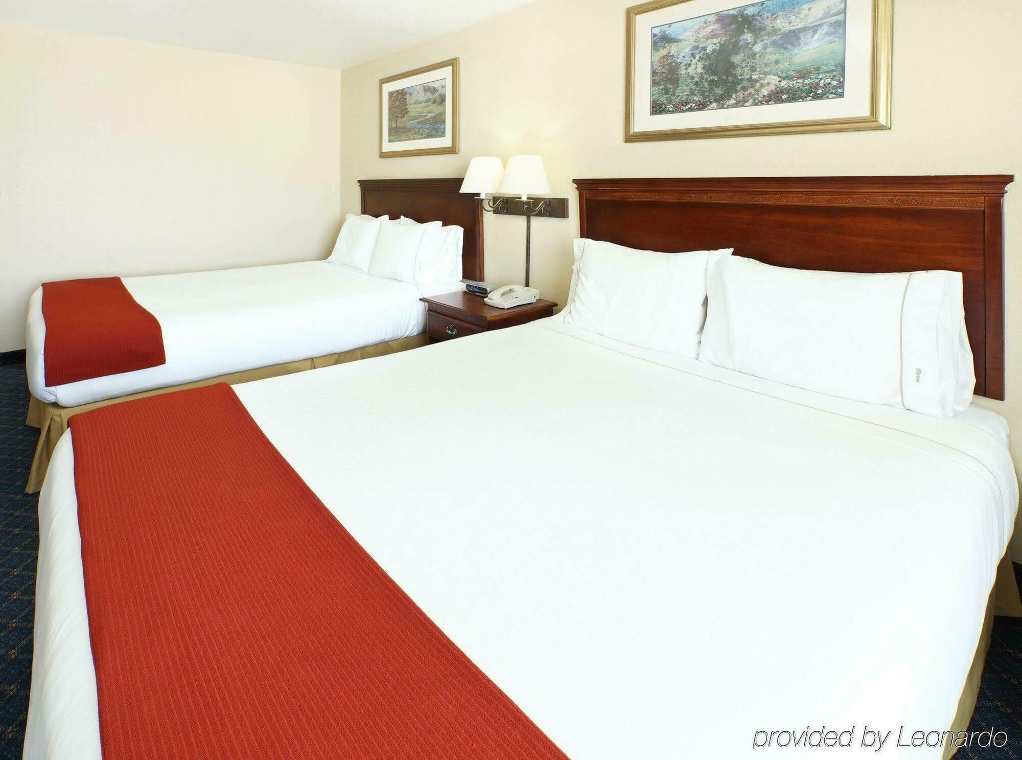 Holiday Inn Express Hotels & Suites Mountain Home By Ihg Oda fotoğraf