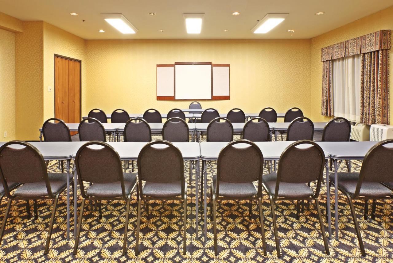 Holiday Inn Express Hotels & Suites Mountain Home By Ihg Dış mekan fotoğraf